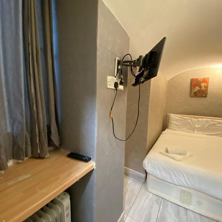 Apartamento F24- Basement Single Studio Near Paddington Londres Exterior foto